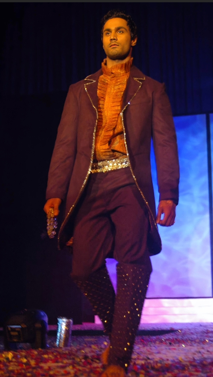 Indian fashion male model karan oberoi in 2026